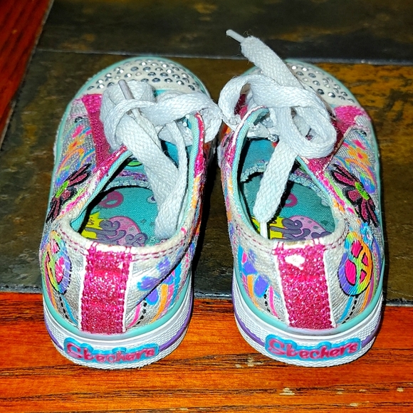Toddler Skechers Twinkle Toes Shoes Size 6 - Picture 3 of 6